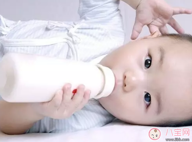 寶寶發育遲緩有哪些癥狀 寶寶出生后發育遲緩該怎么辦