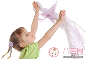 分享孩子跳舞視頻的心情短語 發寶寶跳舞的句子感慨