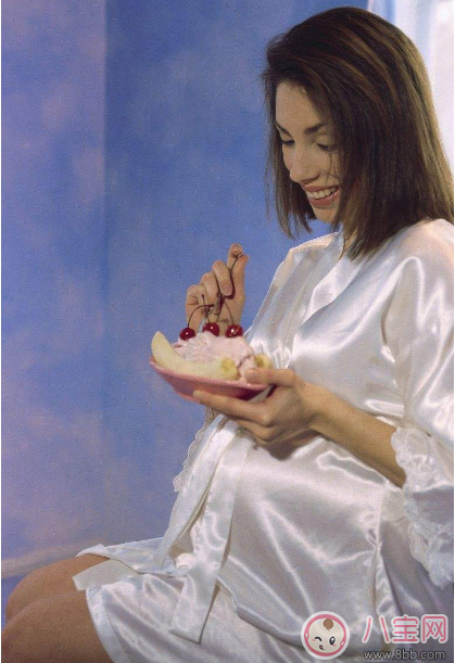 懷孕的時候可不可以吃香蕉 孕婦吃香蕉容易滑胎嗎