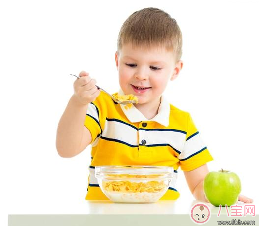 寶寶吃東西不愛嚼怎么辦 怎樣訓練孩子的咀嚼能力