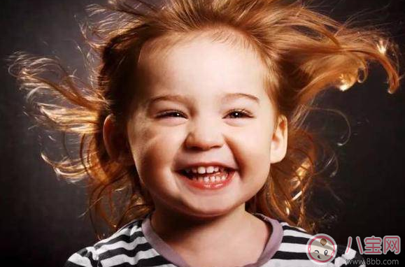 寶寶牙齒粉紅色什么原因 小孩牙齒受傷牙齒粉紅色怎么辦