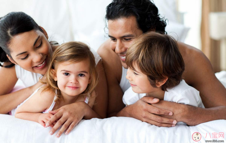 沒時間陪孩子歉意的話 陪孩子太少的心情說說短語