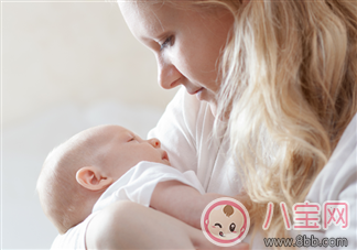 為什么新生兒不抱就哭 新生兒一哭就抱好嗎
