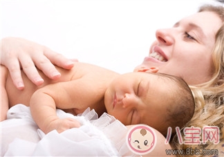 為什么新生兒喜歡打嗝 嬰兒一直打嗝怎么辦