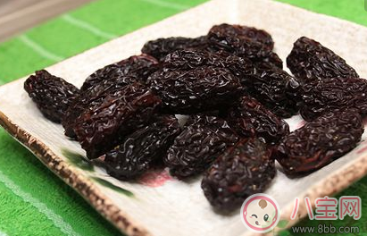 孕婦可以吃黑棗嗎 黑棗能不能直接生吃呢 孕婦可以吃黑棗嗎 黑棗能不能直接生吃呢