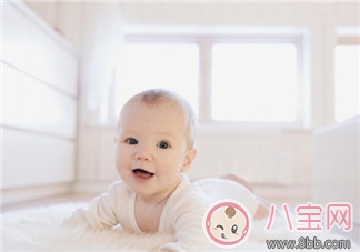 寶寶斷奶時媽媽的心情感慨 心疼寶寶斷奶的說說句子