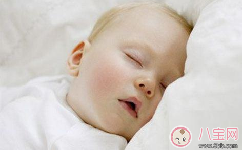 孩子很小就打鼾怎么辦 孩子從小就打鼾怎么糾正