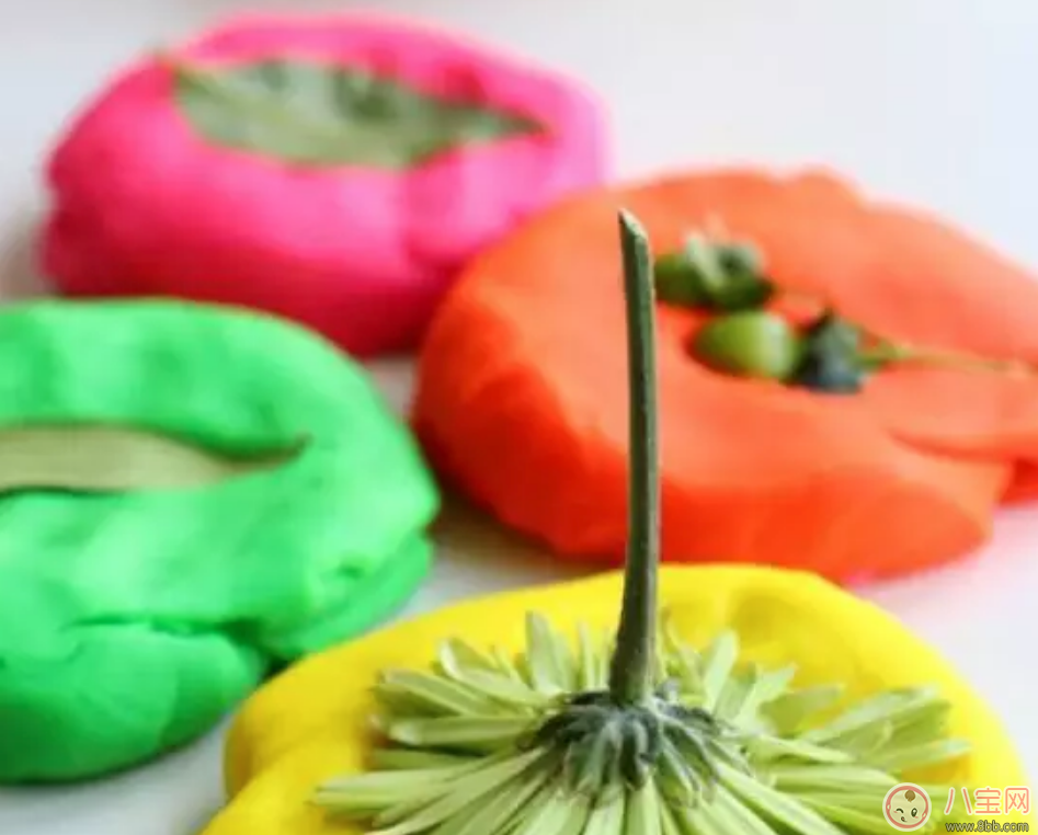 怎么和孩子捏橡皮泥游戲 不同年齡階段的孩子怎么玩橡皮泥