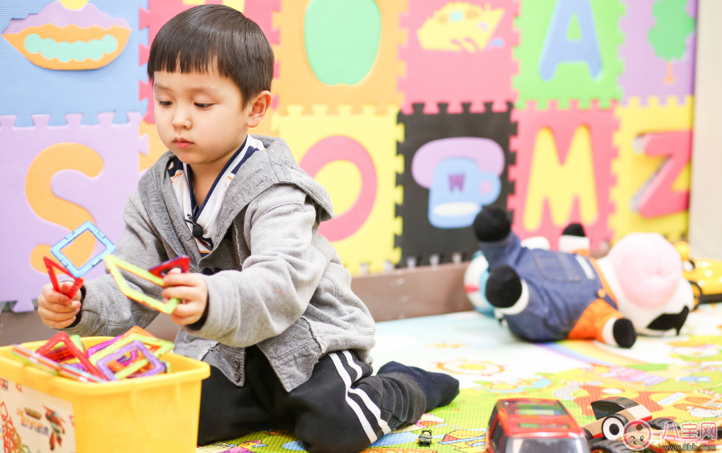 爸爸在孩子的成長中有多重要 媽媽是超人媽媽對孩子有多重要