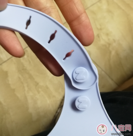 zolitt寶寶圍兜怎么樣 zolitt硅膠飯兜使用測評 zolitt寶寶圍兜怎么樣 zolitt硅膠飯兜使用測評