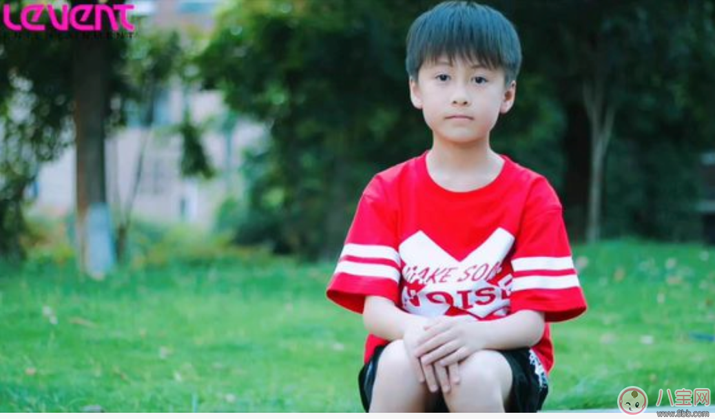 鈕裔諾是誰的孩子 鈕裔諾個人資料微博年齡家庭介紹