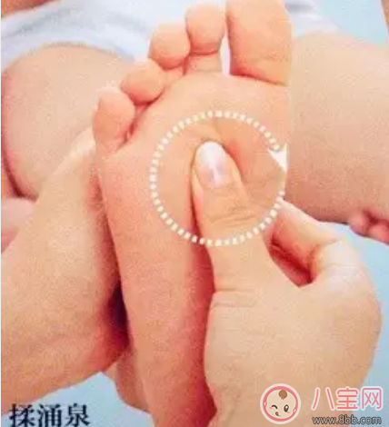 寶寶腸胃虛弱推拿方法 小兒消化不良推拿手法圖解