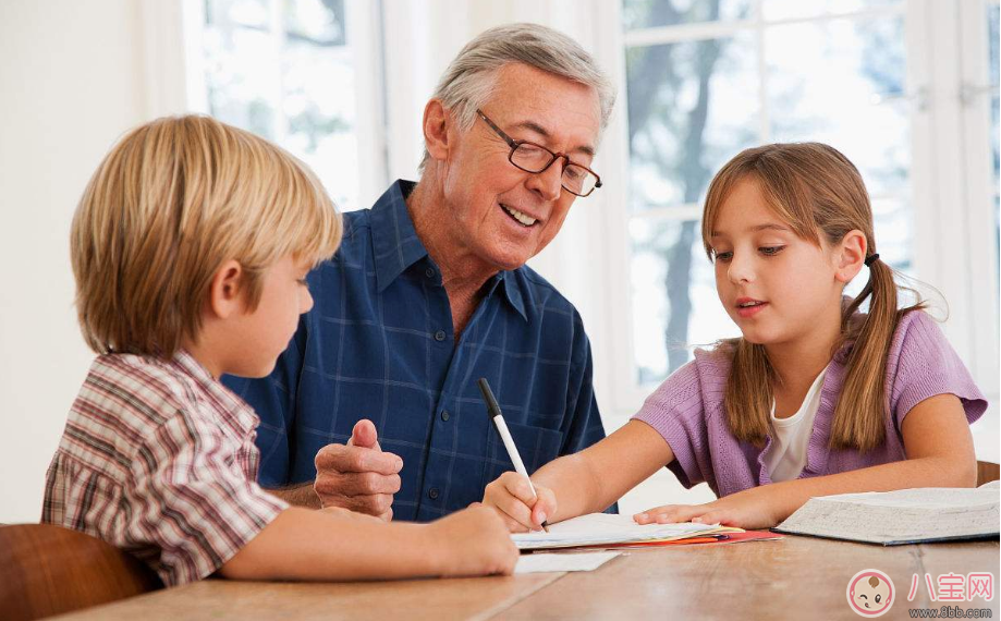 如何鼓勵孩子完成作業 家長怎么輔導孩子做作業