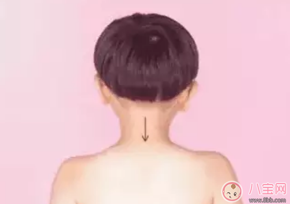 寶寶一直打嗝怎么推拿 小兒打嗝推拿手法圖解2018