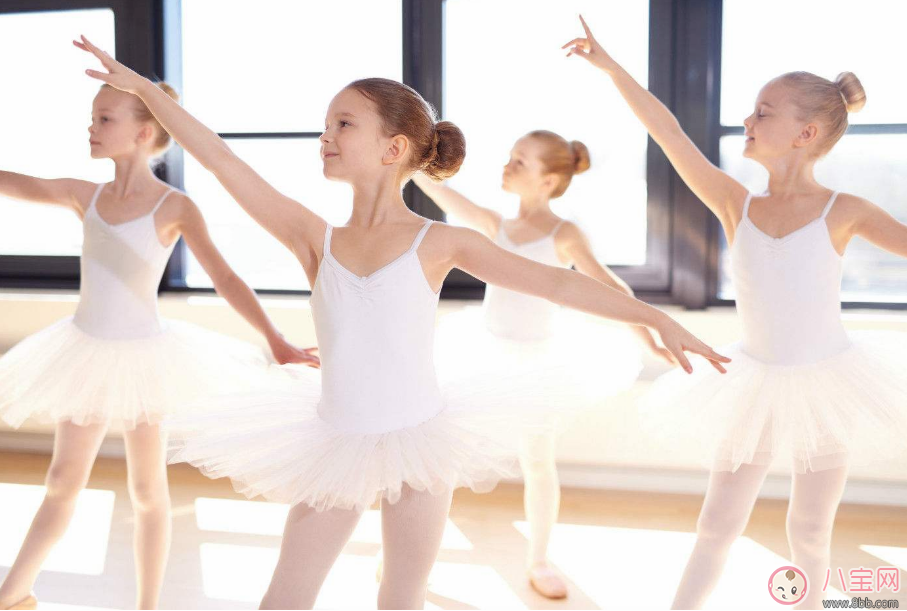 給孩子上各種興趣班好嗎 如何幫助孩子選擇興趣班