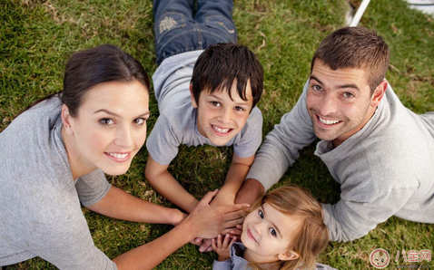 為什么會覺得養孩子很累 怎么帶孩子更科學