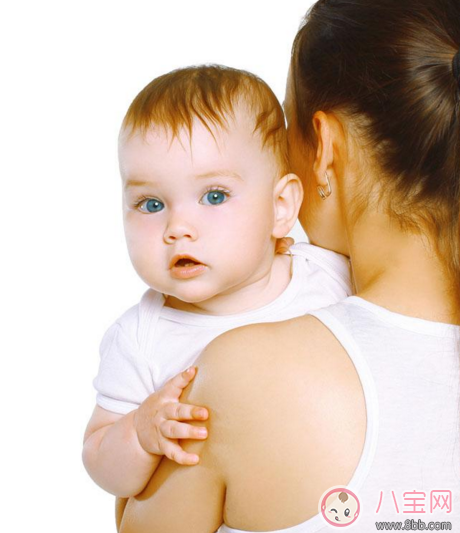 新生兒老是抱著好不好 新生兒經常抱著的危害