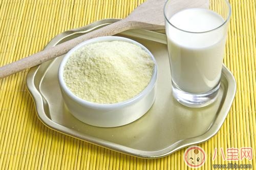 寶寶喝奶粉拉肚子怎么辦 為什么寶寶喝奶粉拉肚子