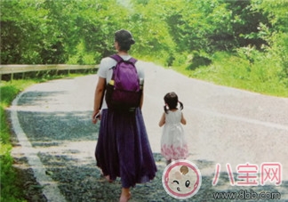 春天帶小孩出游的心情短語 形容帶孩子出游的心情說說