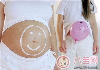 宣布懷孕的創意句子感慨 適合宣布懷孕特別的說說短語