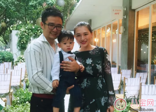 男寶寶衣服怎么搭配 男寶寶衣服顏色選擇搭配