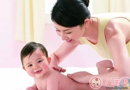 寶寶捏脊有什么好處 寶寶捏脊讓孩子身強力壯