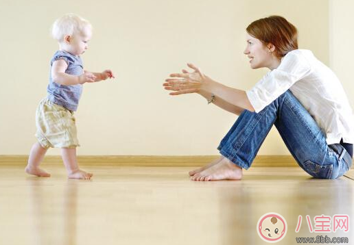 寶寶學走路的心情說說 寶寶學走路的唯美句子