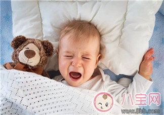 寶寶發(fā)燒抽搐正常嗎 小孩發(fā)燒為什么會(huì)抽搐