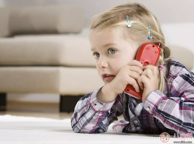 父母應該怎么給孩子做榜樣 家長怎樣榜樣教育自己的孩子