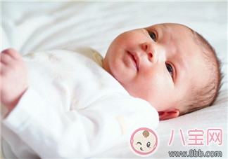 新生兒一天曬多久太陽 寶寶曬太陽的最佳部位 新生兒一天曬多久太陽 寶寶曬太陽的最佳部位