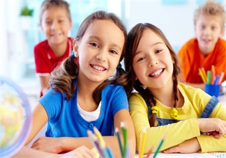 孩子學英語會影響他學拼音嗎 孩子學英語了會不會跟拼音混淆