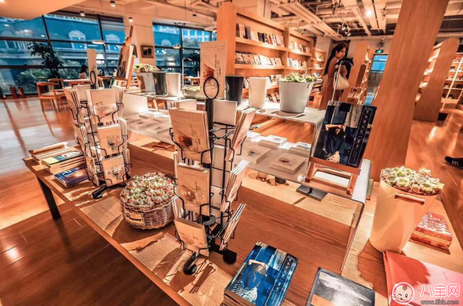 和孩子在書店看書的心情說說 陪孩子在書店看書的句子心情朋友圈