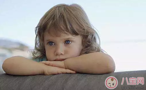 一歲寶寶要學會交朋友嗎 怎么教一歲寶寶進行社交活動