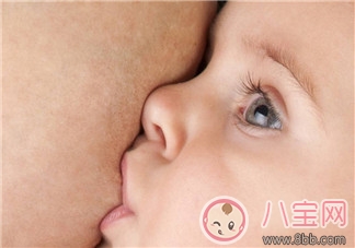 母乳喂養喂成大小奶怎么辦 產后母乳喂養大小胸如何糾正