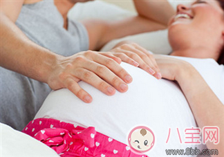孕中期可以過性生活嗎 孕期性生活出血怎么辦