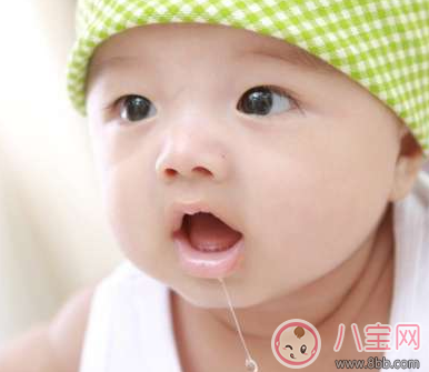 嬰兒什么時候開始流口水 寶寶3個月流口水正常嗎 嬰兒什么時候開始流口水 寶寶3個月流口水正常嗎