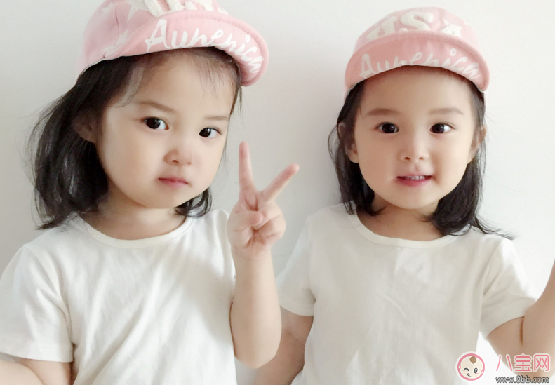 雙胞胎怎么發說說朋友圈 有關雙胞胎的經典語錄