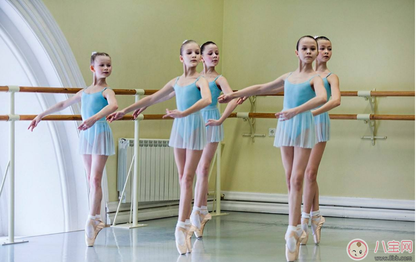 看孩子跳舞的心情說說 看著孩子跳舞的感慨句子說說 看孩子跳舞的心情說說 看著孩子跳舞的感慨句子說說