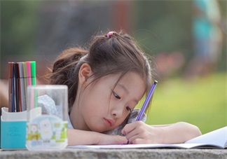 出門在外想孩子的說說 媽媽想孩子說說朋友圈