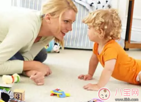 一個月寶寶怎么做聽覺訓練 新生兒寶寶怎么訓練聽覺能力