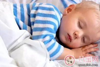 第一次跟寶寶分開睡心情說說 斷奶跟孩子分開睡說說感慨 第一次跟寶寶分開睡心情說說 斷奶跟孩子分開睡說說感慨