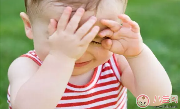 孩子特別容易出汗是什么原因 孩子容易出汗在夏天應該怎么辦好 孩子特別容易出汗是什么原因 孩子容易出汗在夏天應該怎么辦好