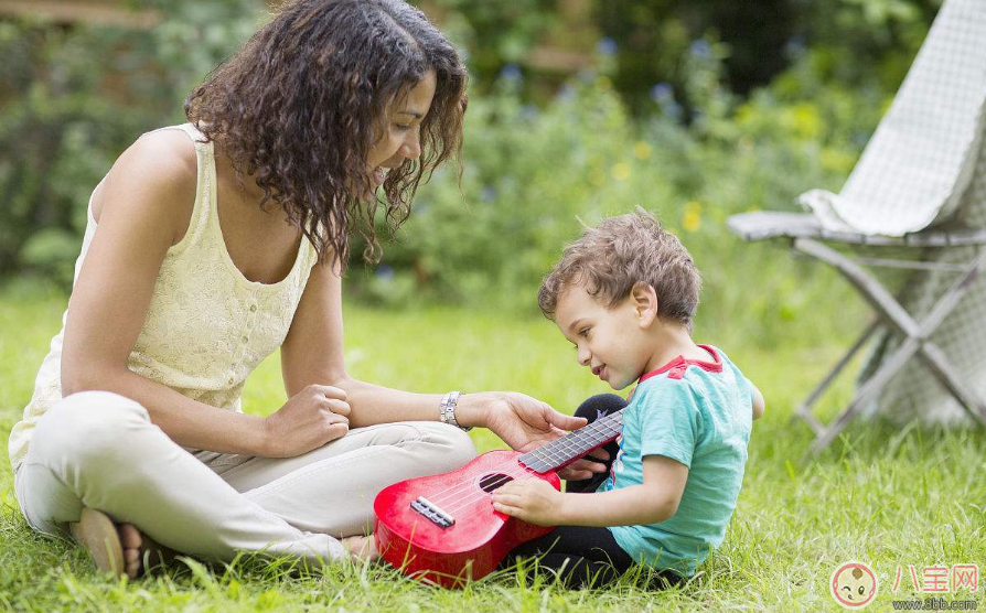 帶孩子郊游心情愉悅的說說短語 家人一起郊游發(fā)圖片的美好心情感慨朋友圈 