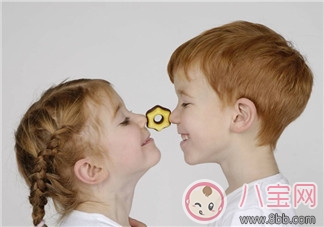 小孩頑皮的心情說說 寶寶調皮搗蛋的句子感慨