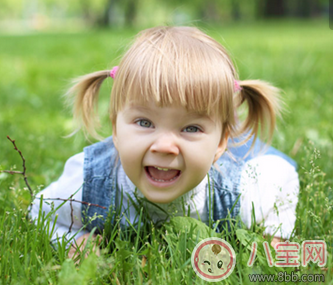 春天怎么給寶寶穿衣服好 嬰兒春天怎么穿衣服