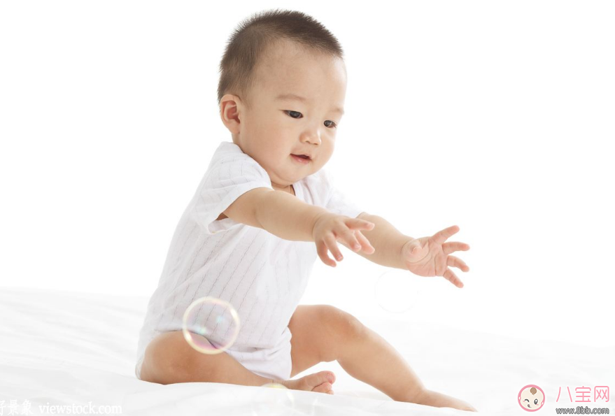 孩子什么時(shí)候脫紙尿褲比較好 孩子最佳脫紙尿褲時(shí)間推薦