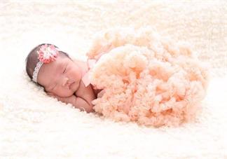 出月子的朋友圈說說 出月子的心情幽默說說