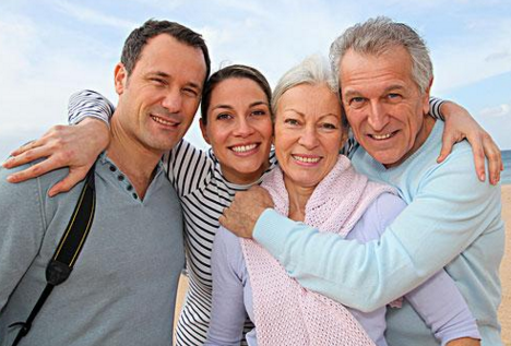 多陪陪父母的經(jīng)典短句 家人最重要的簡(jiǎn)短句子說說