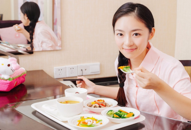 坐月子為什么會上火 坐月子上火吃什么降火快 坐月子為什么會上火 坐月子上火吃什么降火快