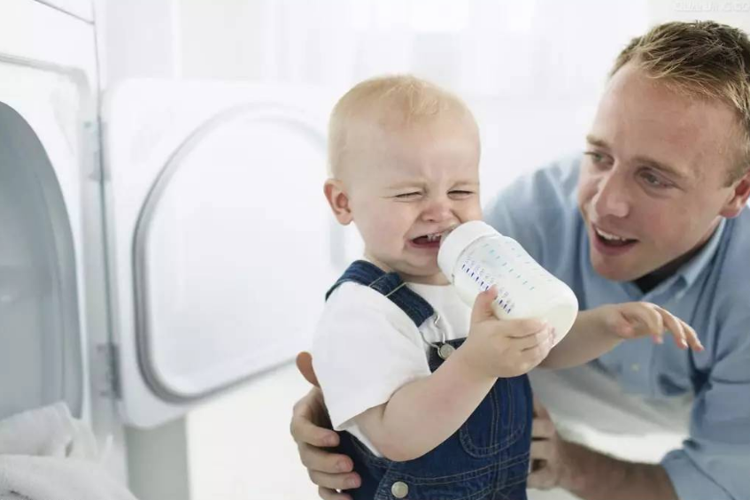 斷奶母親心情說說 寶寶斷奶最心痛的是媽媽感慨說說句子